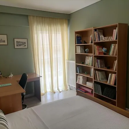 το σπίτι του στράτου στη θεσσαλονίκη- Stratos' In Apartamento